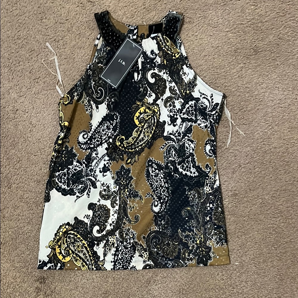 Black and White Fitted Sleeveless Tank Top